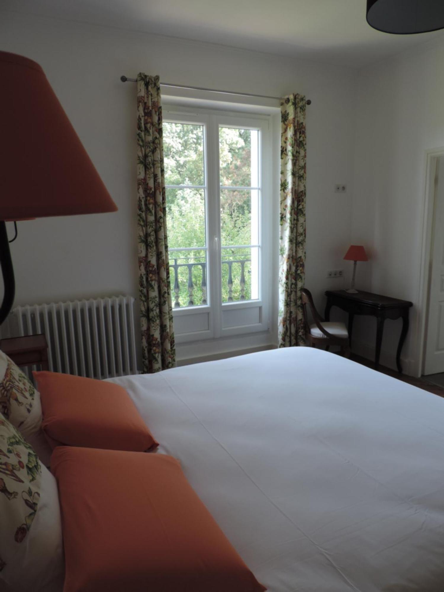 Bed and Breakfast Cedre Et Charme Saint-Branchs Zewnętrze zdjęcie