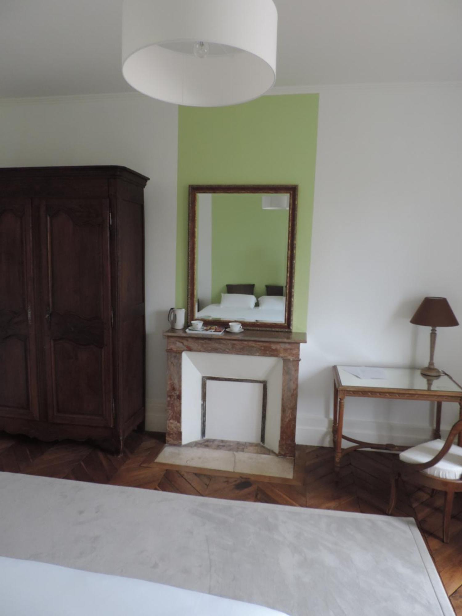 Bed and Breakfast Cedre Et Charme Saint-Branchs Zewnętrze zdjęcie
