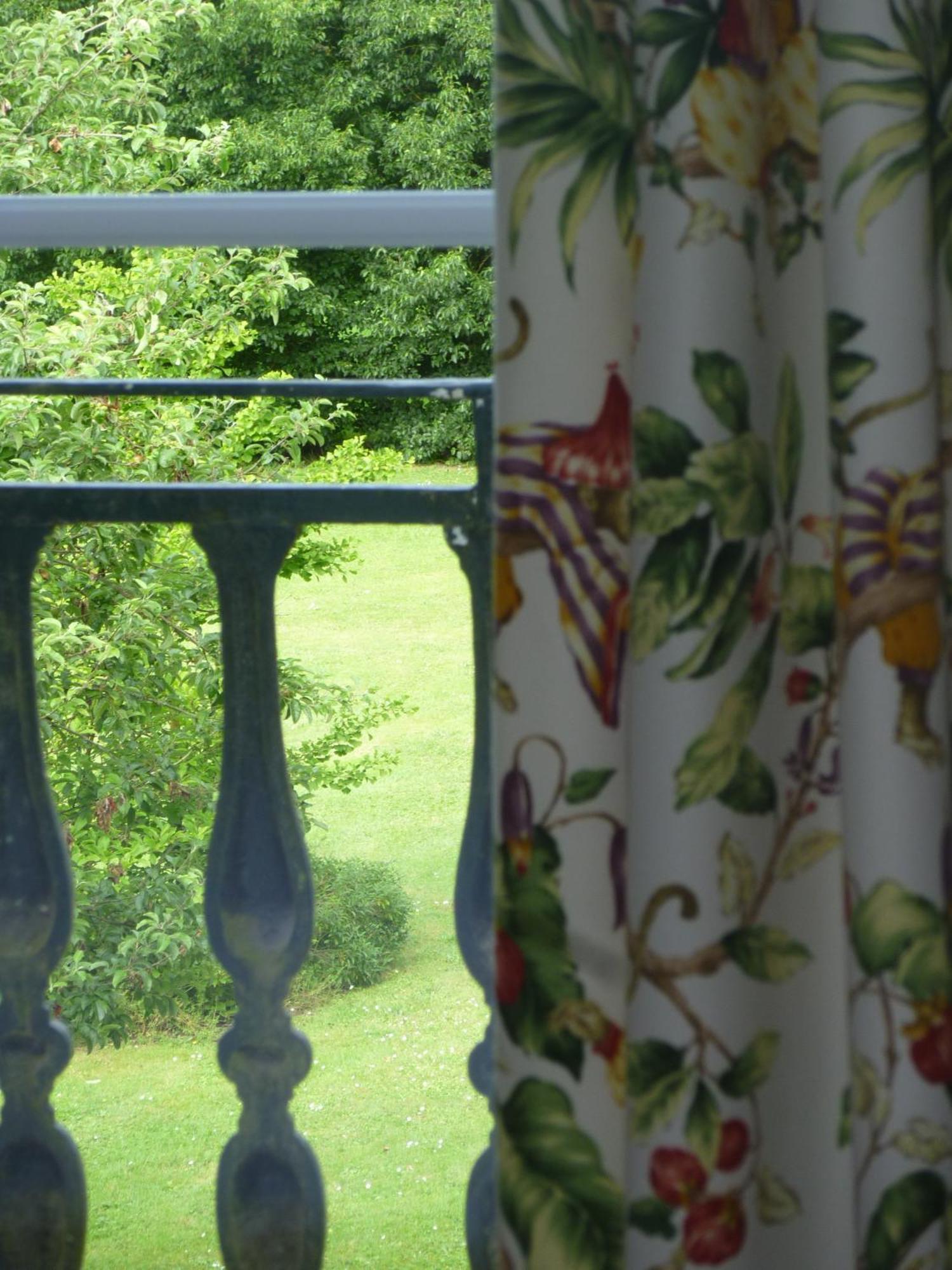Bed and Breakfast Cedre Et Charme Saint-Branchs Zewnętrze zdjęcie