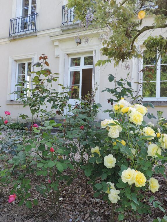 Bed and Breakfast Cedre Et Charme Saint-Branchs Zewnętrze zdjęcie