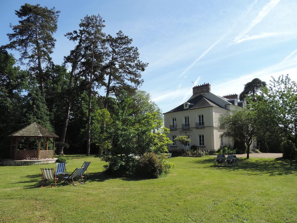 Bed and Breakfast Cedre Et Charme Saint-Branchs Zewnętrze zdjęcie