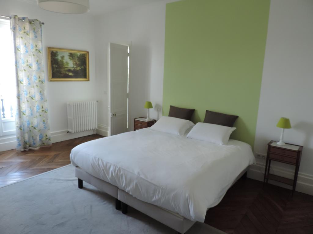 Bed and Breakfast Cedre Et Charme Saint-Branchs Zewnętrze zdjęcie